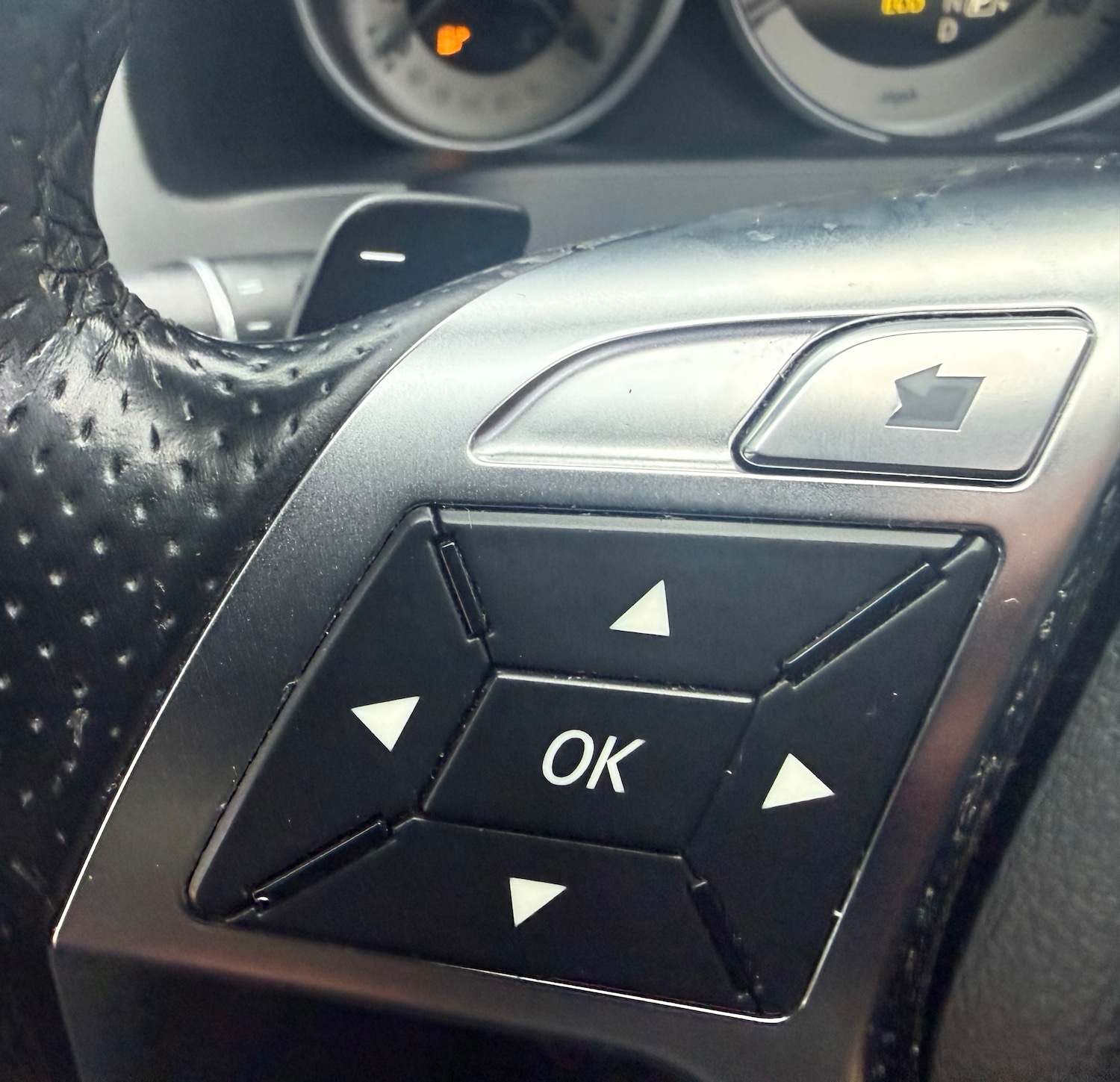 Used Mercedes-Benz E Class 2014 for sale - 77373144: Photo 27