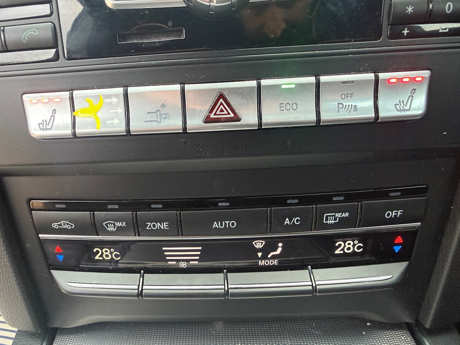 Used Mercedes-Benz E Class 2014 for sale - 77373144: Photo 39