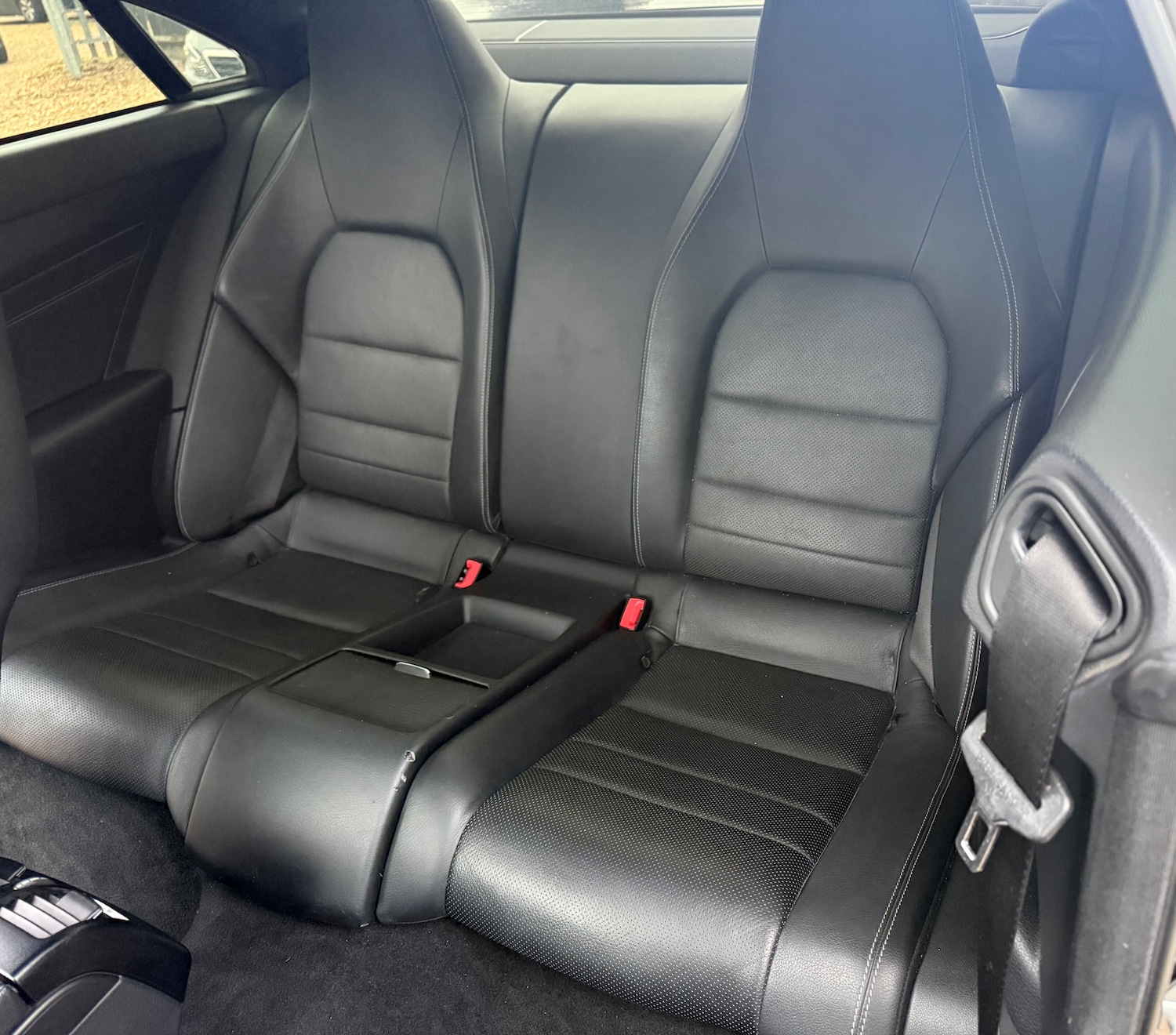 Used Mercedes-Benz E Class 2014 for sale - 77373144: Photo 41