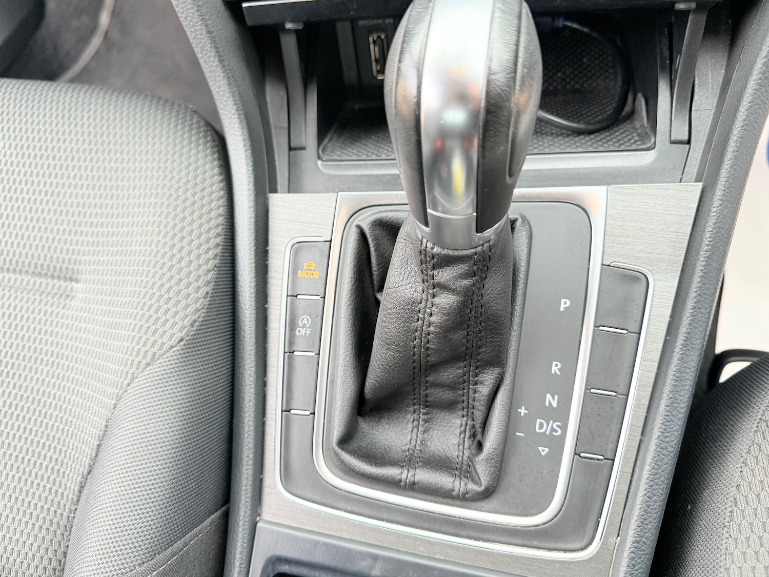 Used Volkswagen Golf 2013 for sale - 76972952: Photo 32