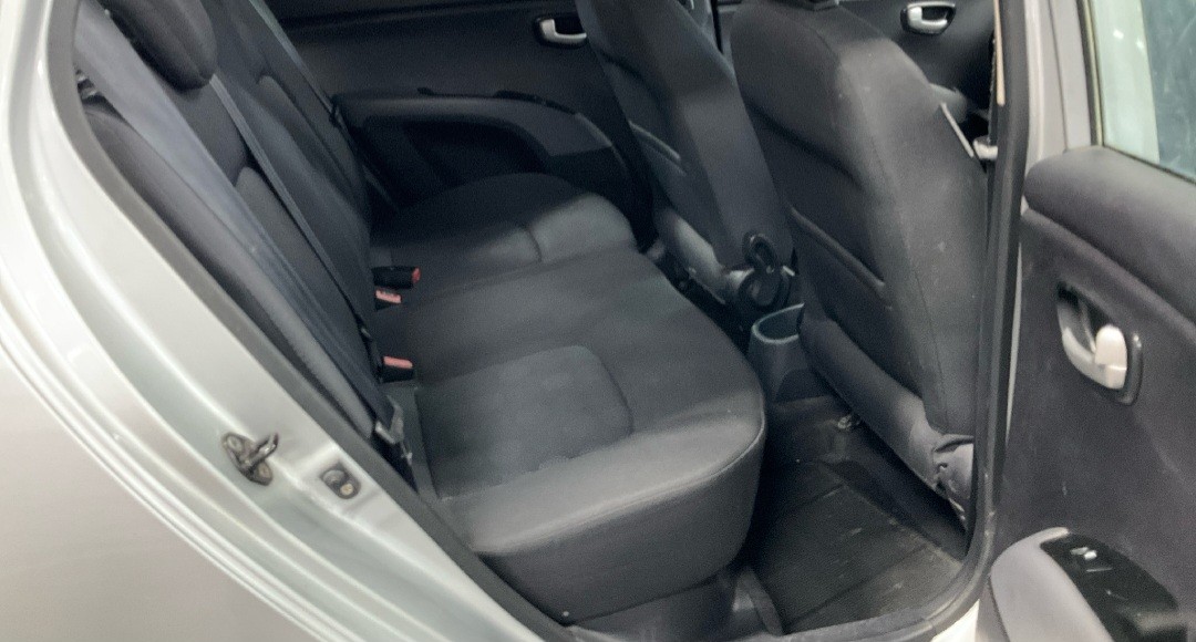 Used Hyundai i10 for sale - 77083370: Photo 11