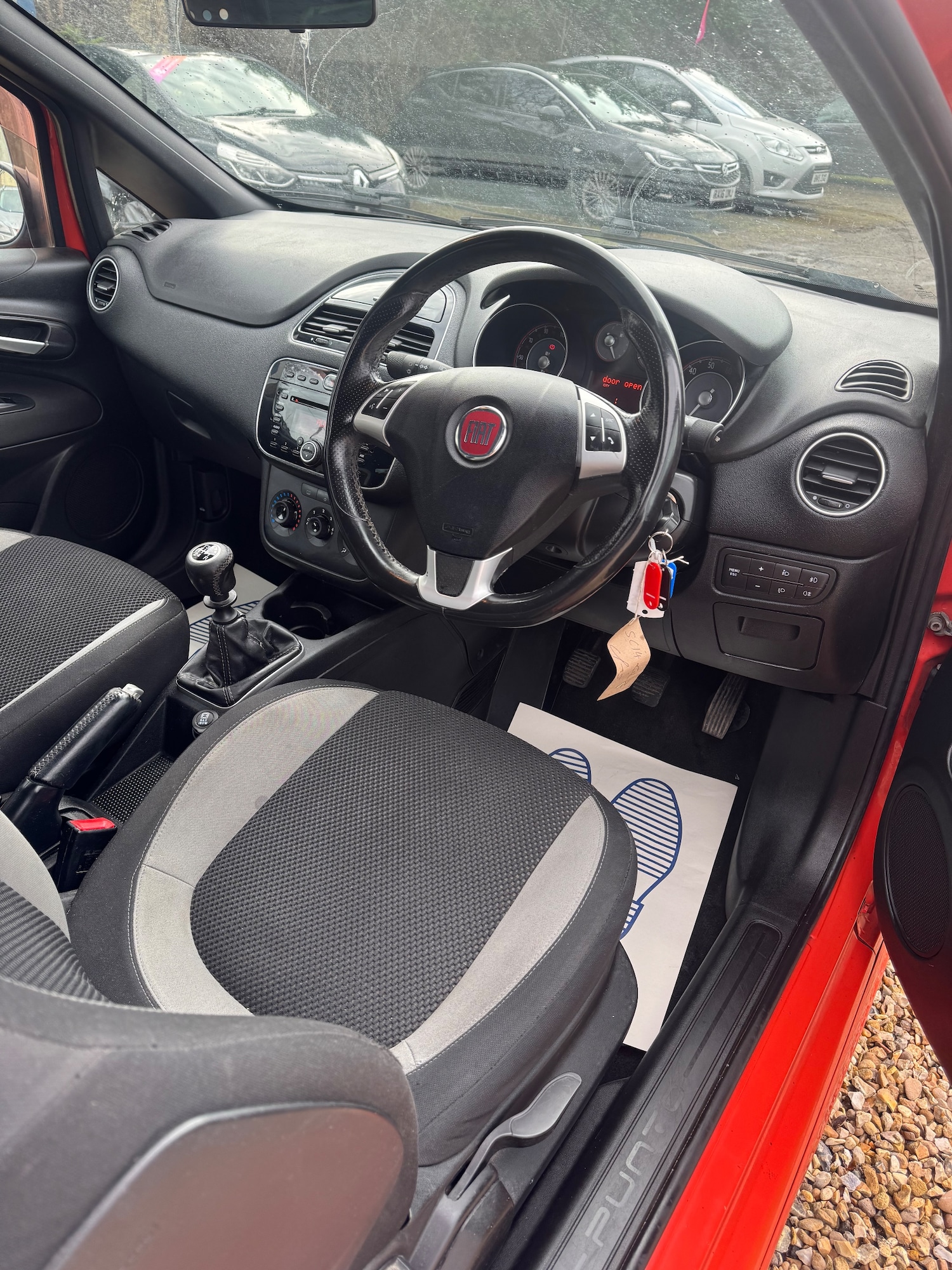 Used Fiat Punto 2014 for sale - 77703292: Photo 25