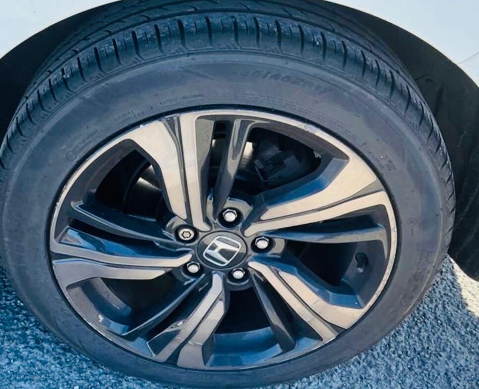 Used Honda Civic 2017 for sale - 76449678: Photo 11