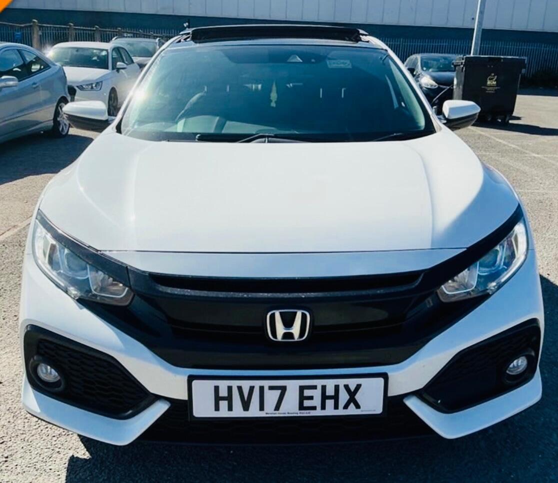 Used Honda Civic 2017 for sale - 76449678: Photo 2