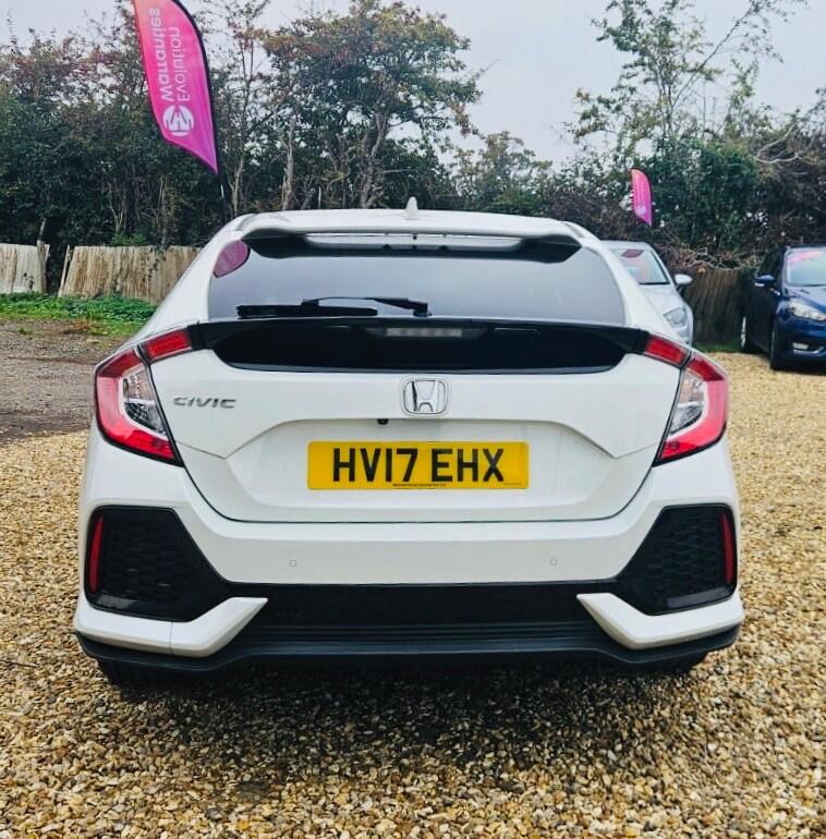 Used Honda Civic 2017 for sale - 76449678: Photo 24