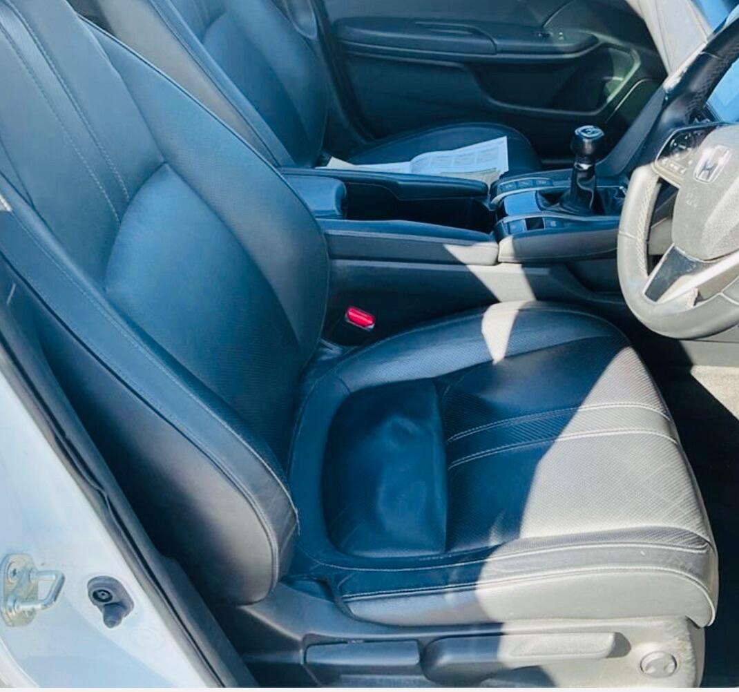 Used Honda Civic 2017 for sale - 76449678: Photo 6