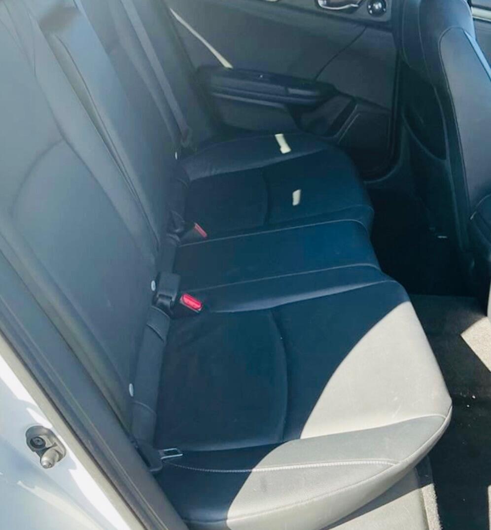 Used Honda Civic 2017 for sale - 76449678: Photo 7