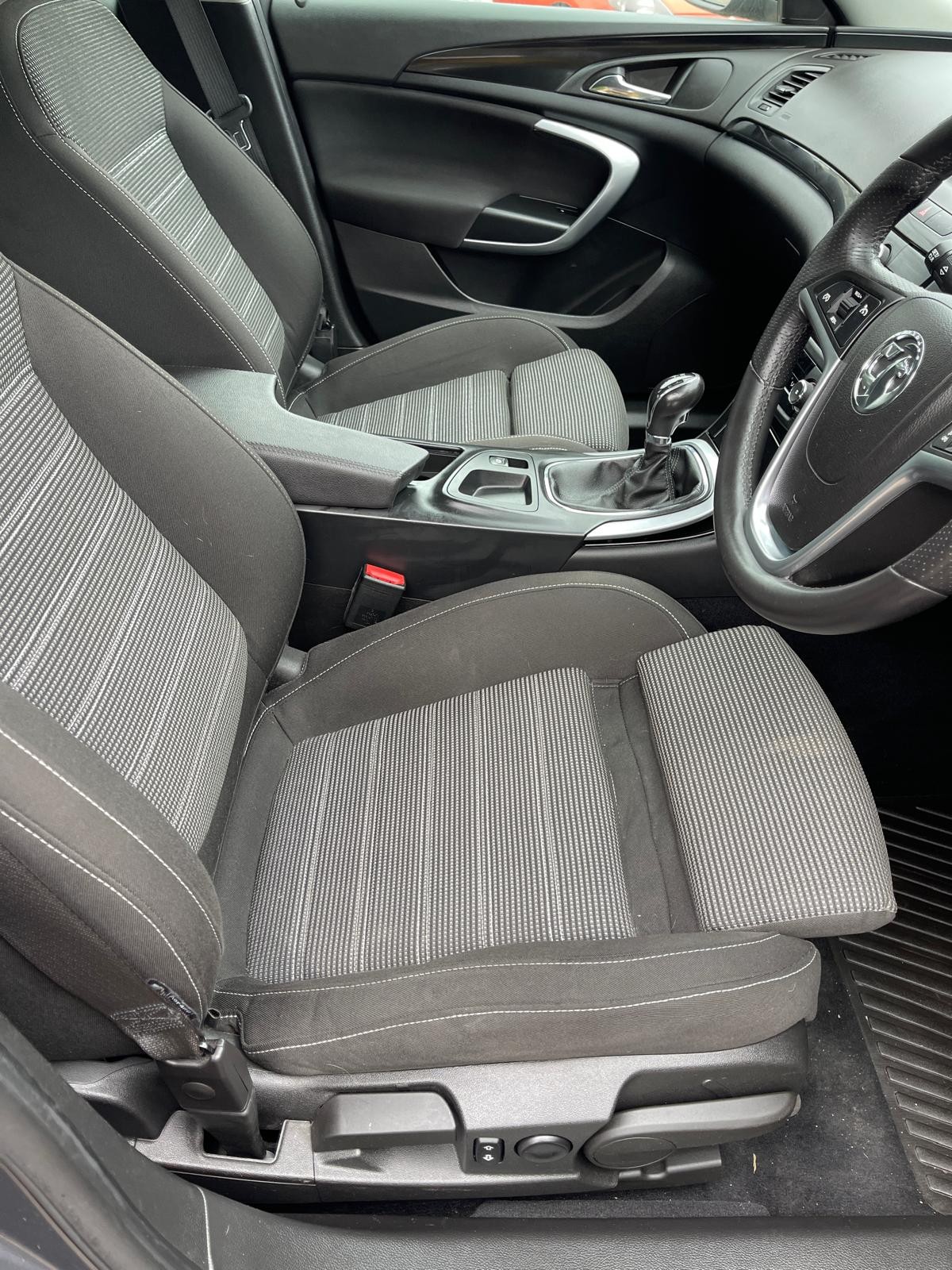 Used Vauxhall Insignia 2011 for sale - 77855850: Photo 12