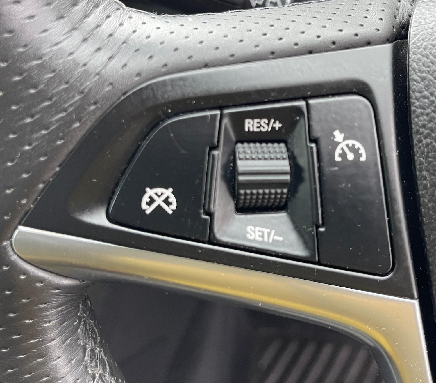 Used Vauxhall Insignia 2011 for sale - 77855850: Photo 17