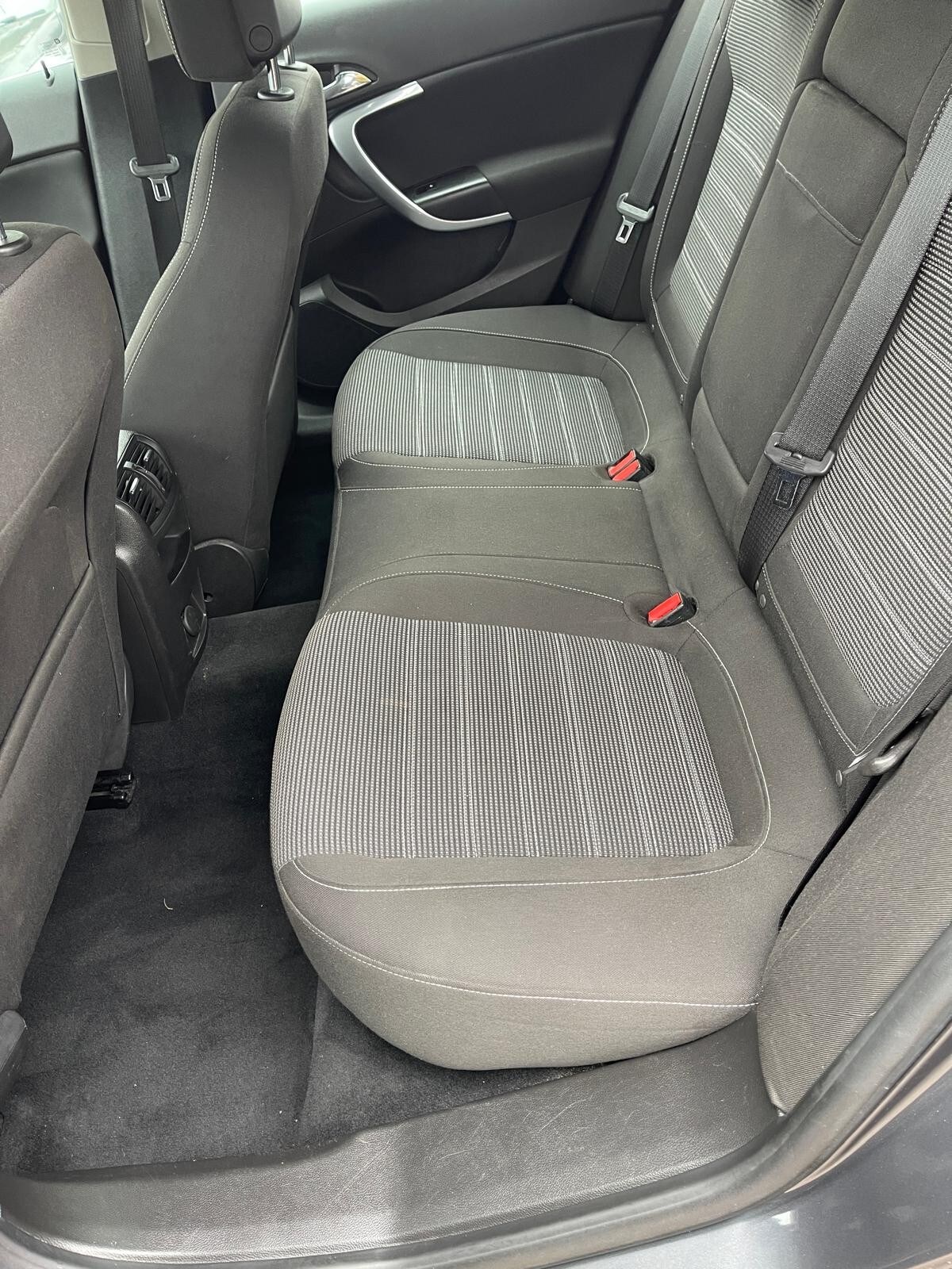 Used Vauxhall Insignia 2011 for sale - 77855850: Photo 26