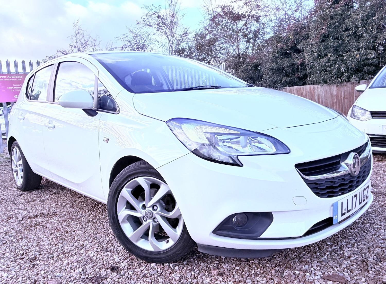 Used Vauxhall Corsa 2017 for sale - 76972924: Photo 1