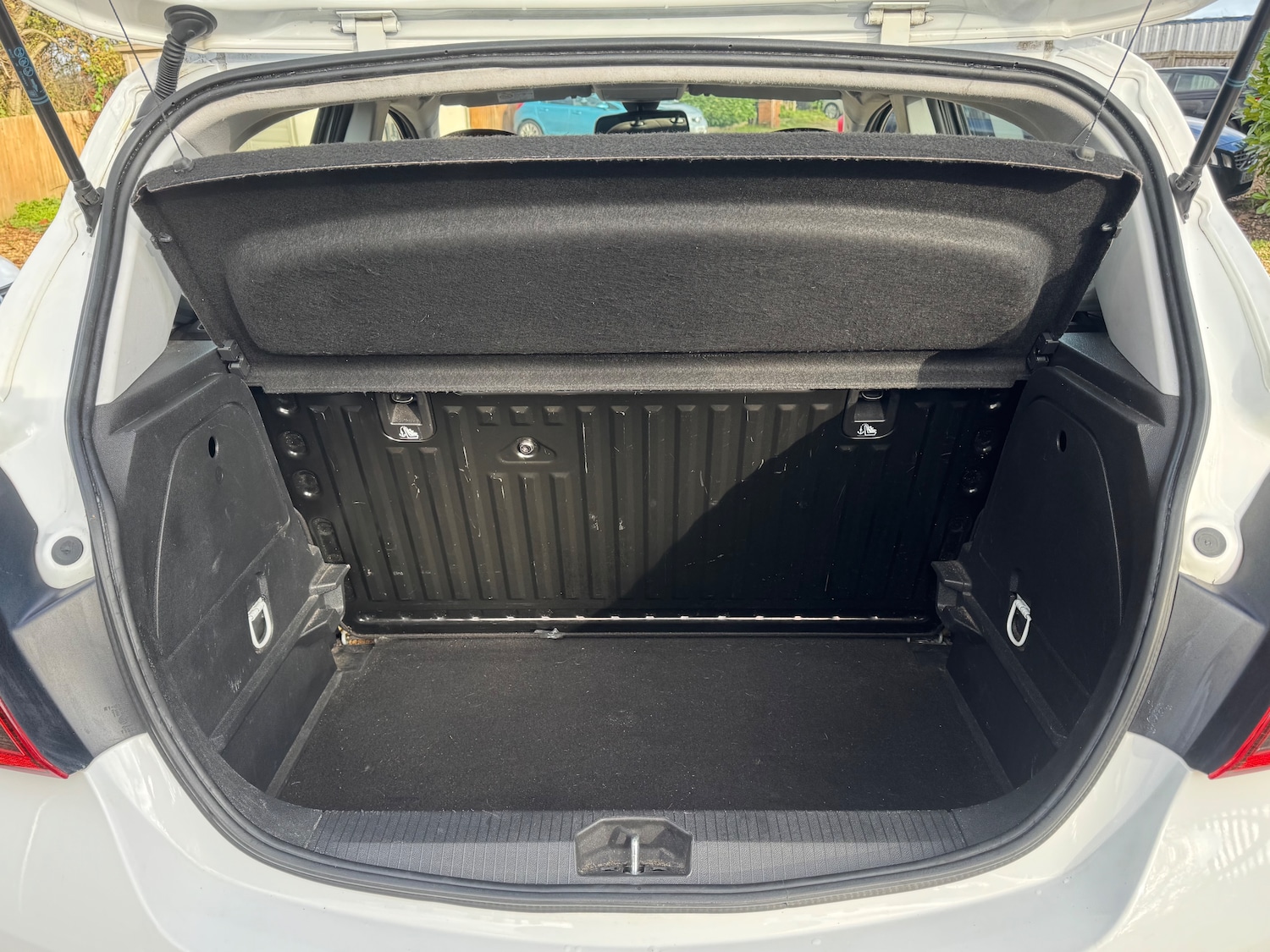 Used Vauxhall Corsa 2017 for sale - 76972924: Photo 19