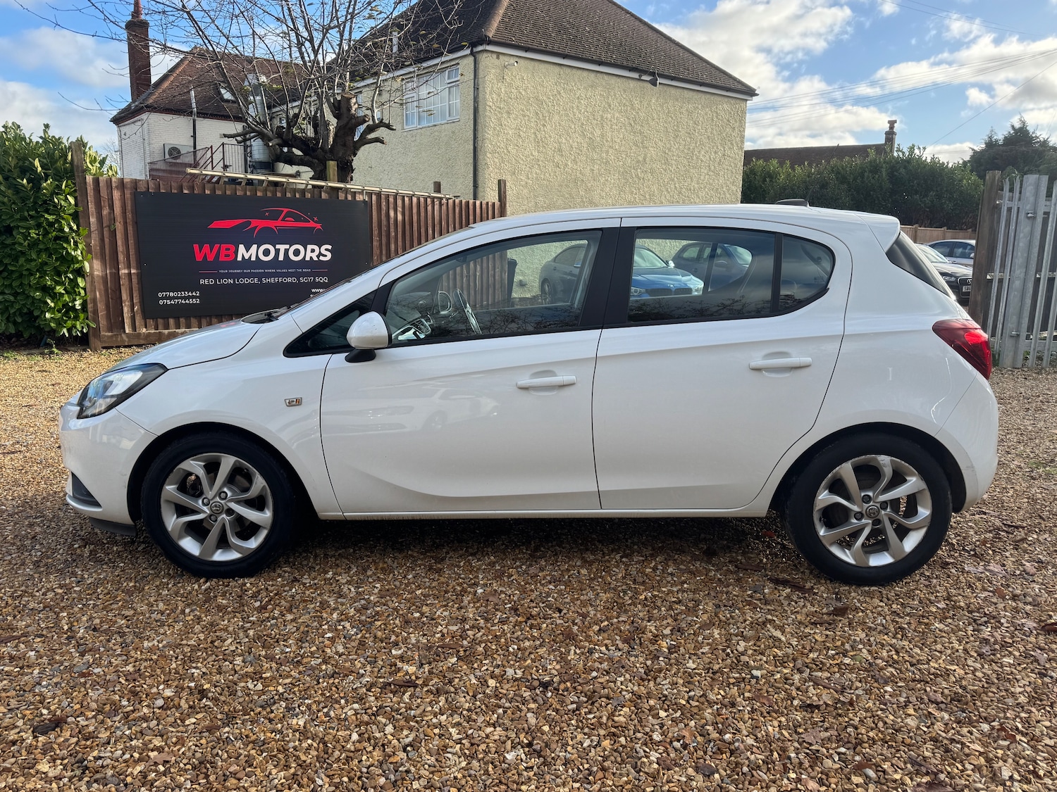 Used Vauxhall Corsa 2017 for sale - 76972924: Photo 9