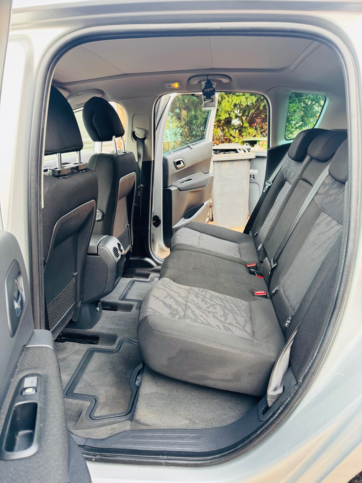 Used Peugeot 3008 2010 for sale - 77648274: Photo 16