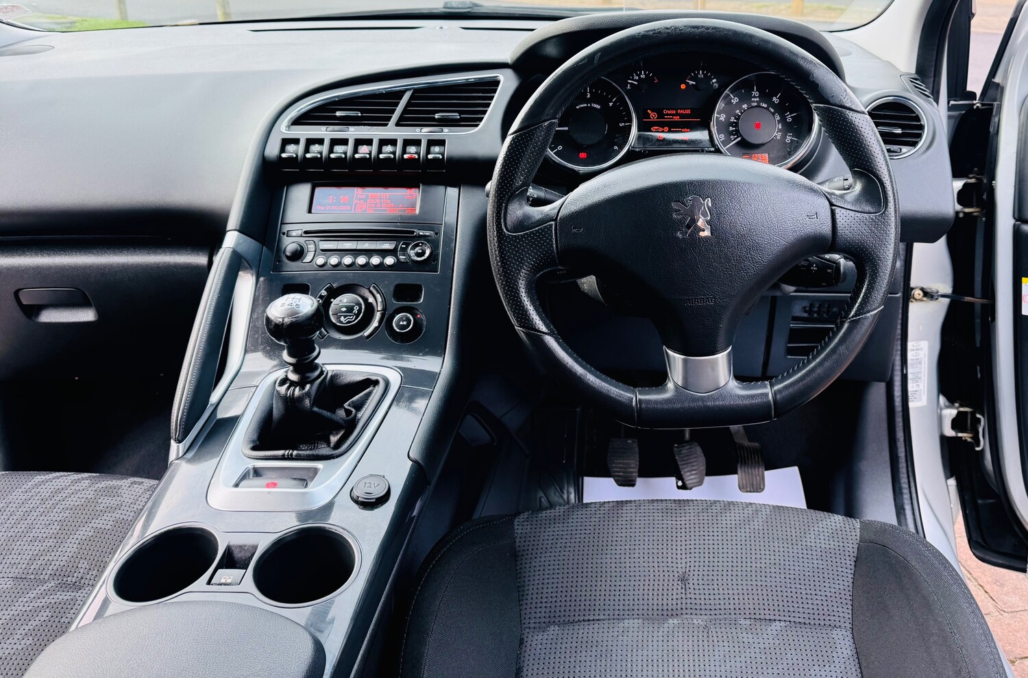 Used Peugeot 3008 2010 for sale - 77648274: Photo 20