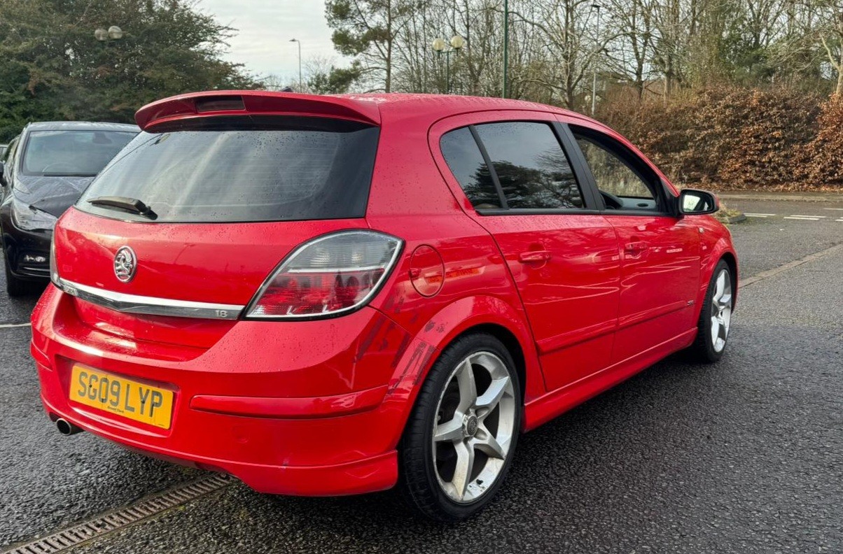 Used Vauxhall Astra 2009 for sale - 77180028: Photo 8
