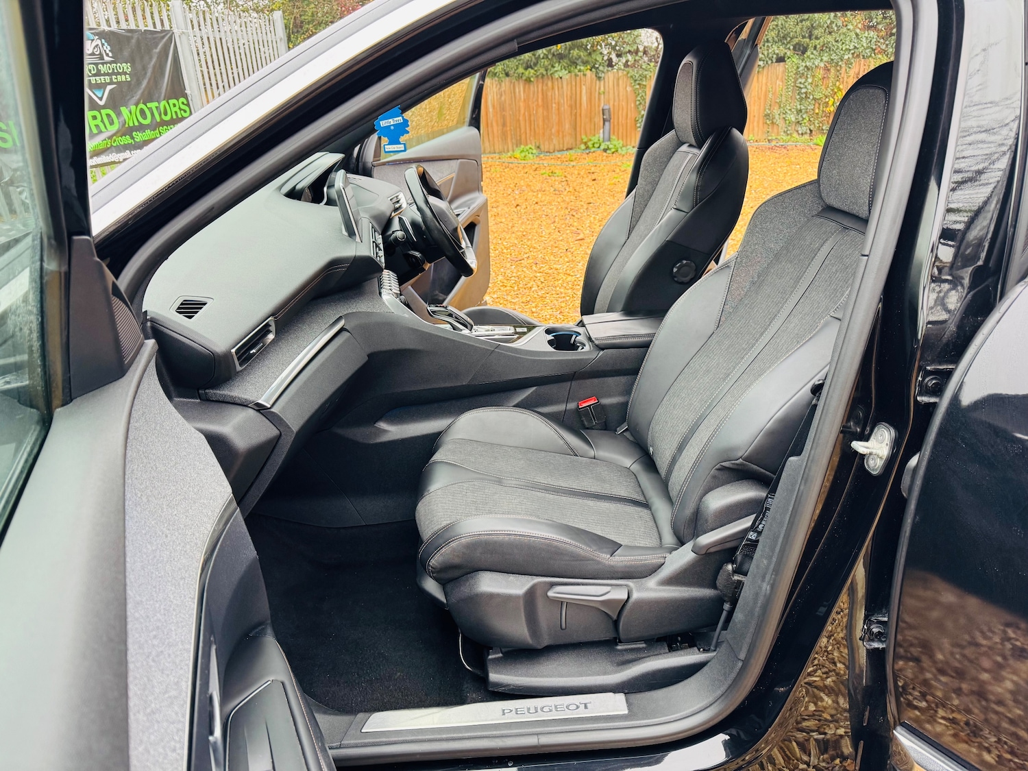 Used Peugeot 3008 2017 for sale - 76972922: Photo 17