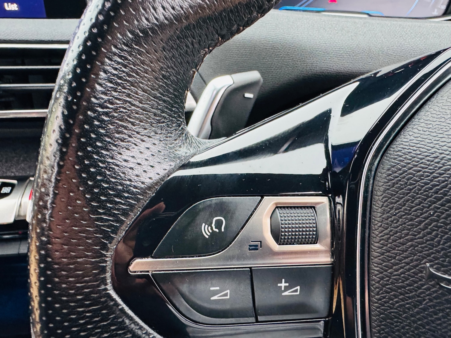 Used Peugeot 3008 2017 for sale - 76972922: Photo 26