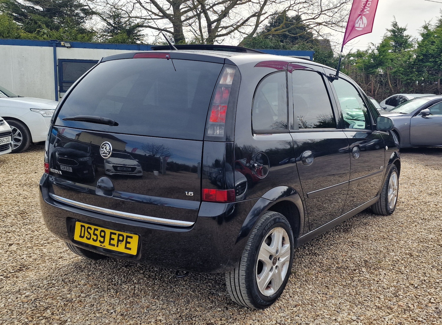 Used Vauxhall Meriva 2010 for sale - 77981437: Photo 10