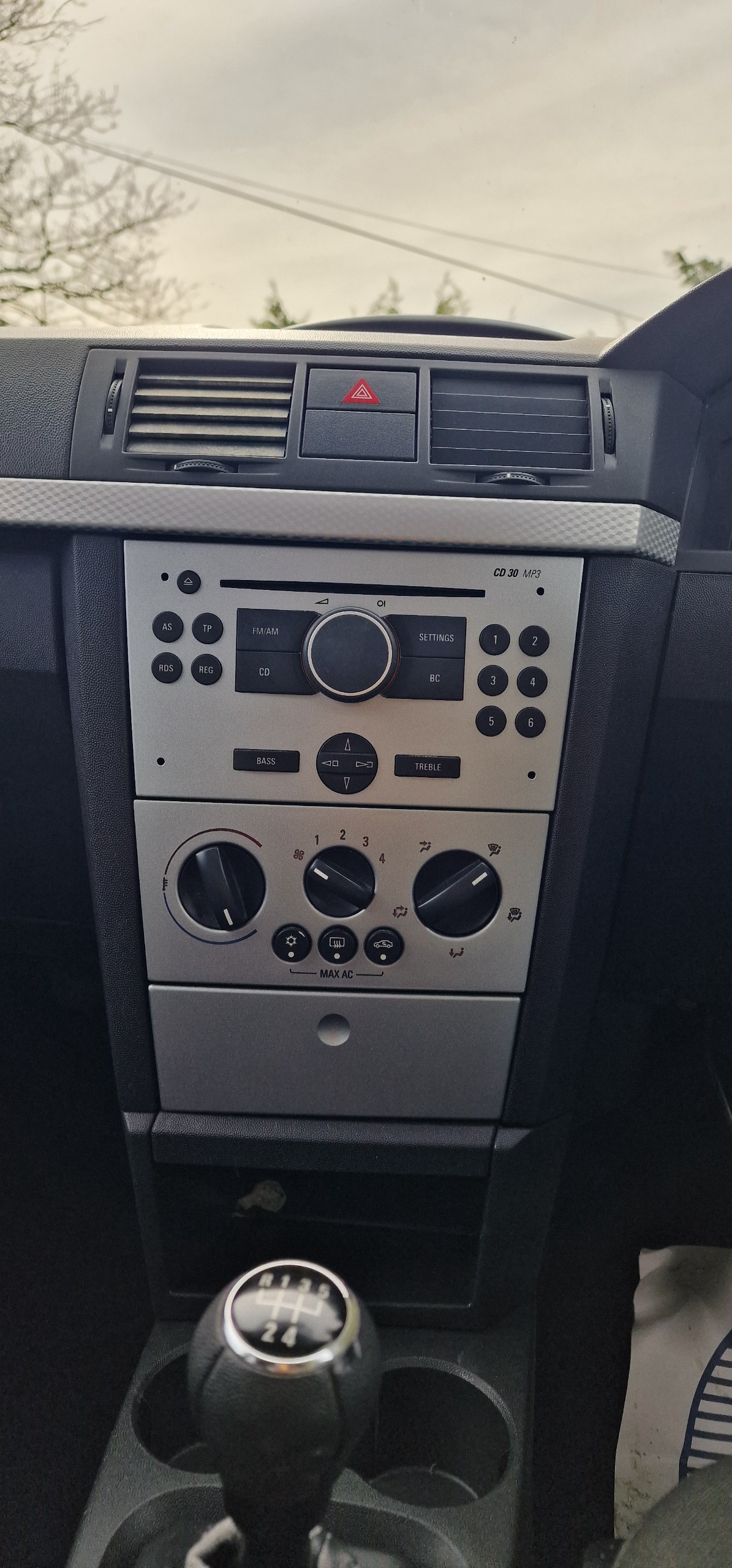 Used Vauxhall Meriva 2010 for sale - 77981437: Photo 22