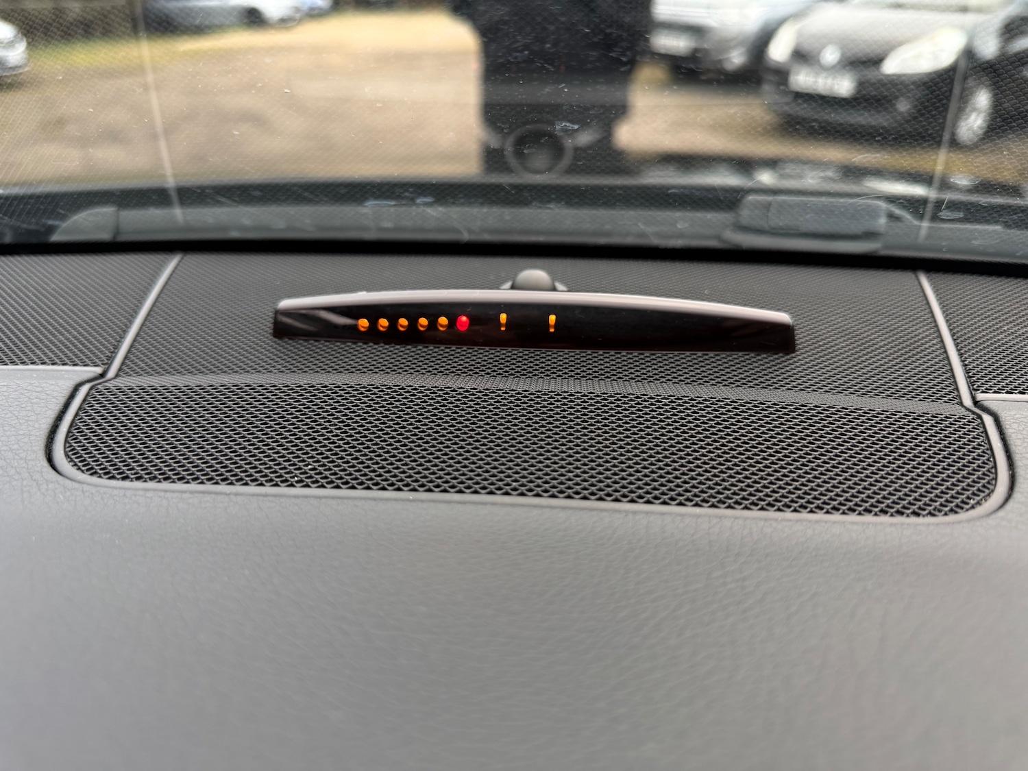 Used Mercedes-Benz E Class 2014 for sale - 77648283: Photo 40