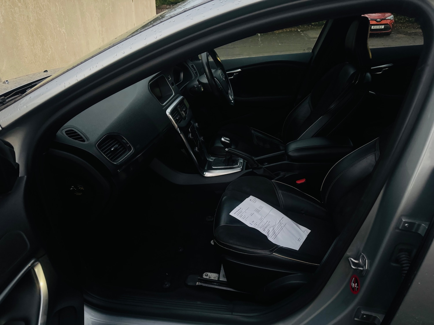 Used Volvo V40 2015 for sale - 76623765: Photo 4