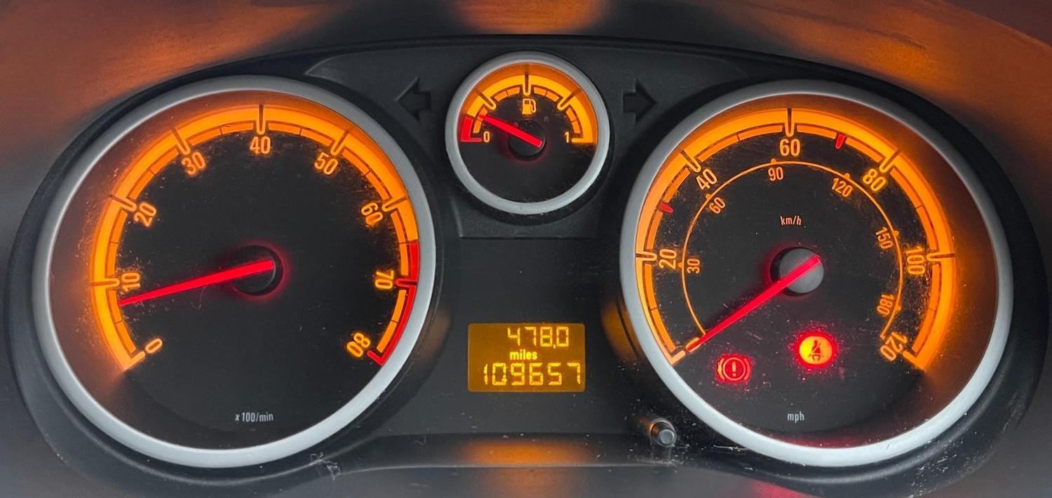 Used Vauxhall Corsa 2007 for sale - 77855845: Photo 8