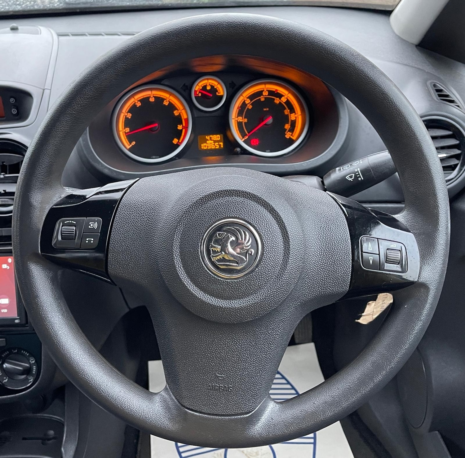 Used Vauxhall Corsa 2007 for sale - 77855845: Photo 9