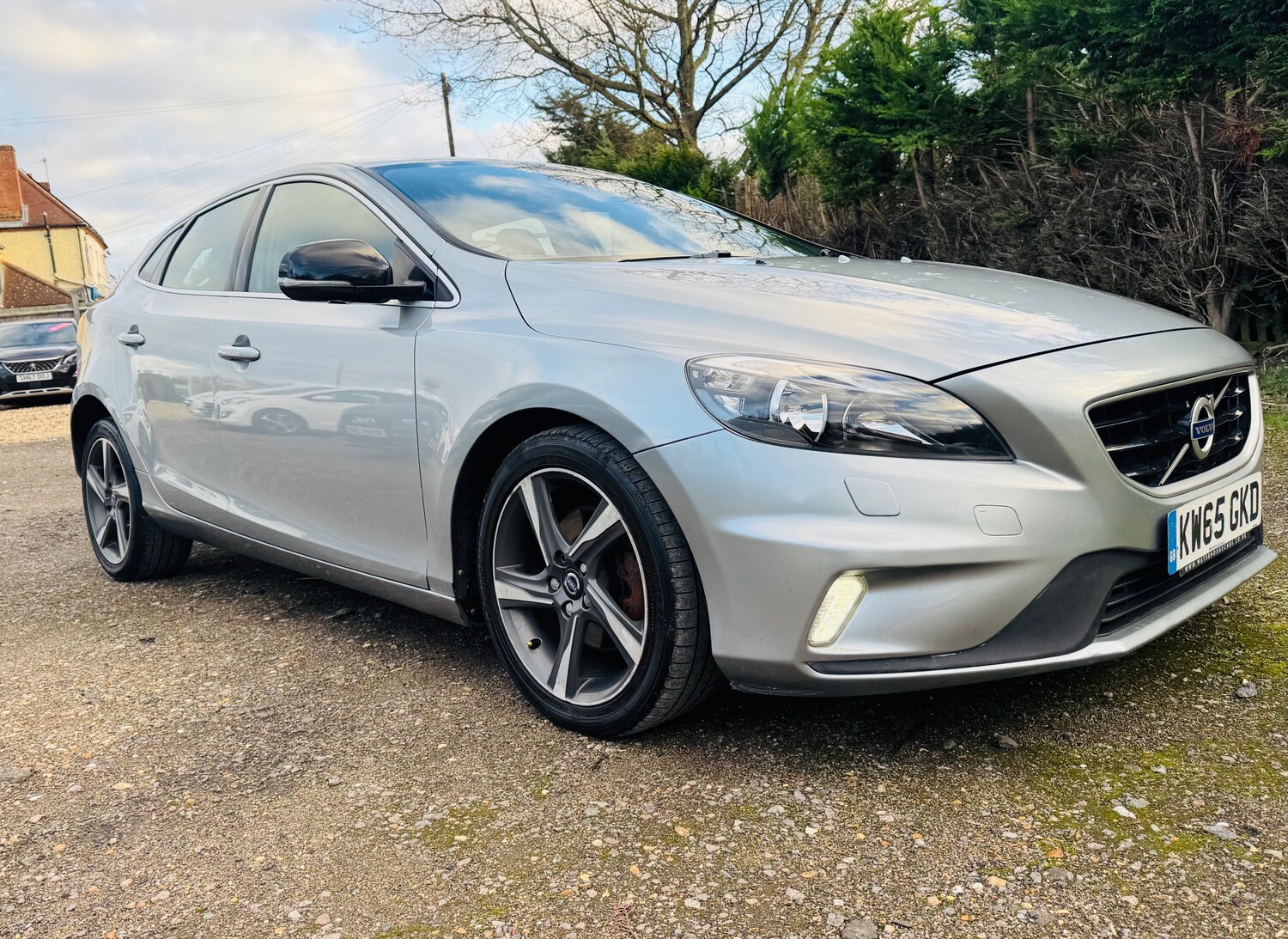 Used Volvo V40 2015 for sale - 77820071: Photo 13