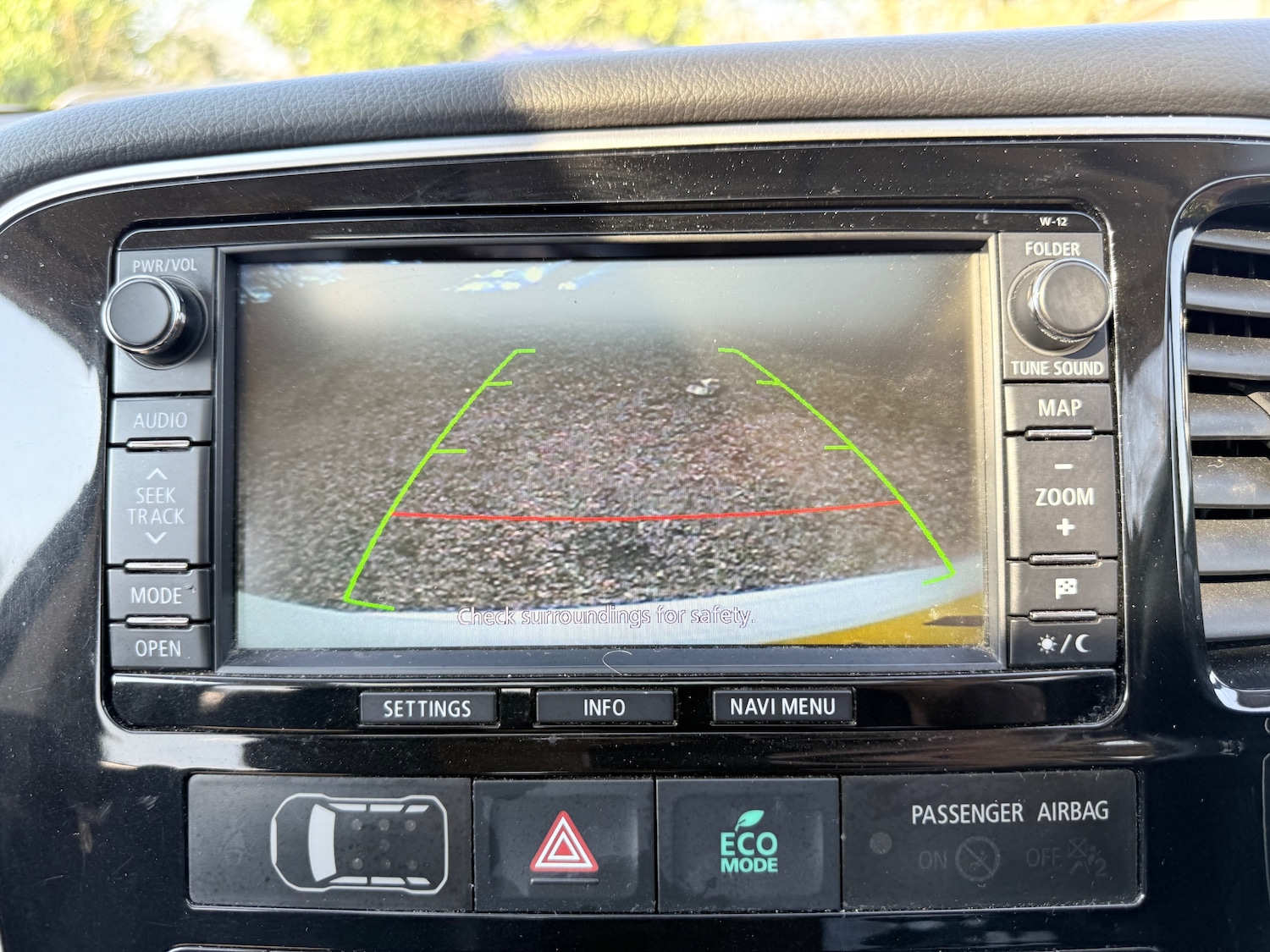 Used Mitsubishi Outlander 2014 for sale - 77942205: Photo 38