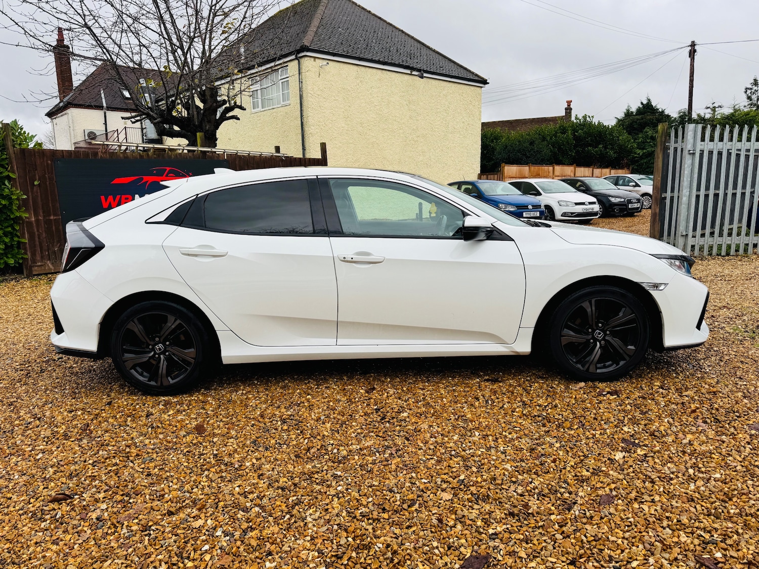 Used Honda Civic 2017 for sale - 76972960: Photo 14