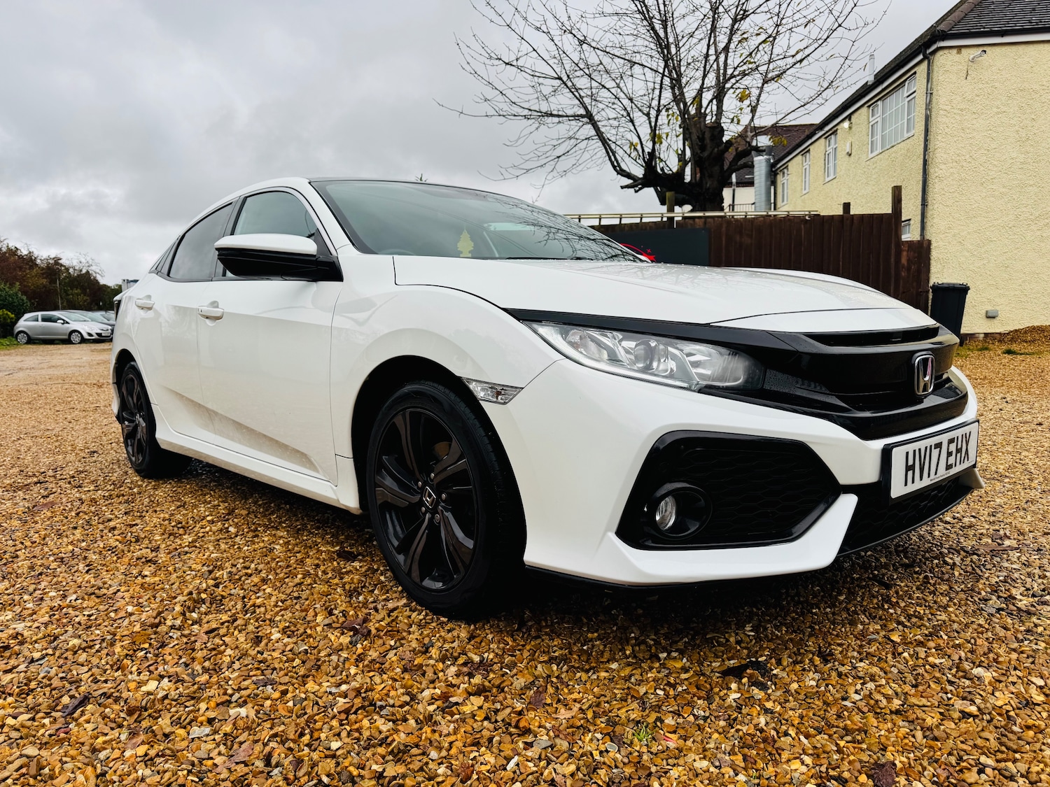 Used Honda Civic 2017 for sale - 76972960: Photo 15