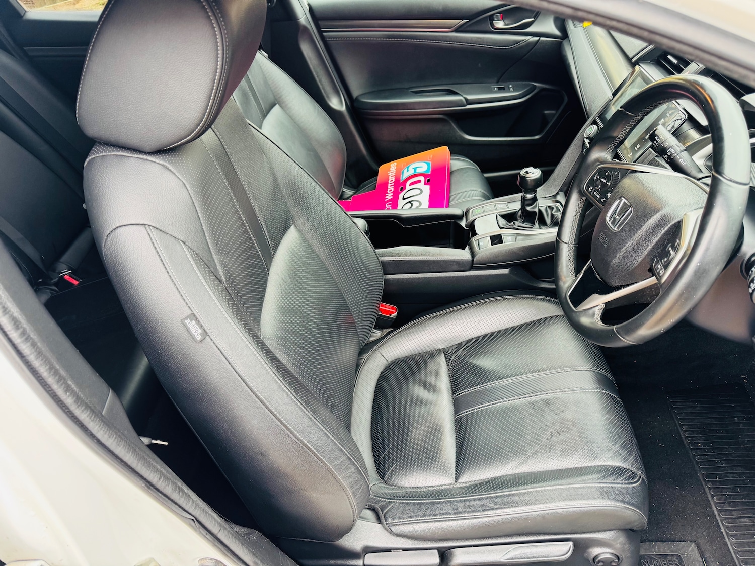 Used Honda Civic 2017 for sale - 76972960: Photo 18