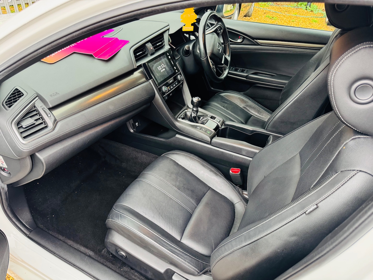 Used Honda Civic 2017 for sale - 76972960: Photo 25