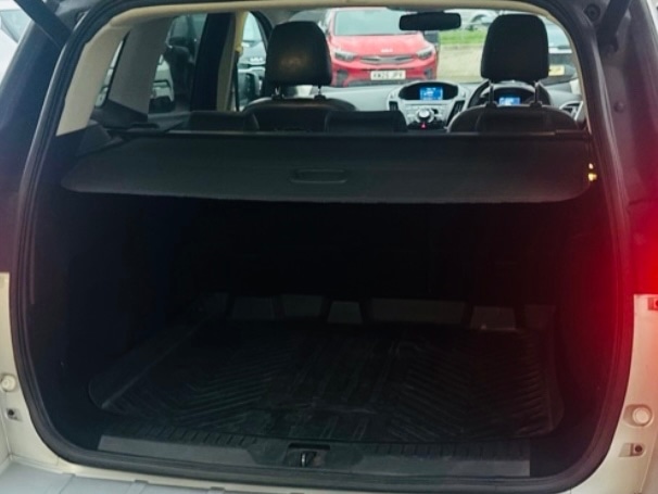 Used Ford Kuga 2015 for sale - 77205811: Photo 7