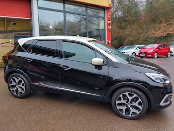 Used Renault Captur 2019 for sale - 77708404: Photo