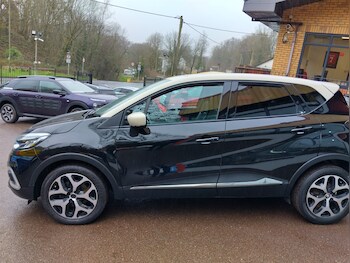 Used Renault Captur 2019 for sale - 77708404: Photo