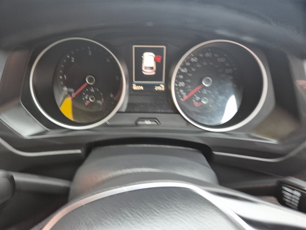 Used Volkswagen Tiguan 2016 for sale - 77367333: Photo 7