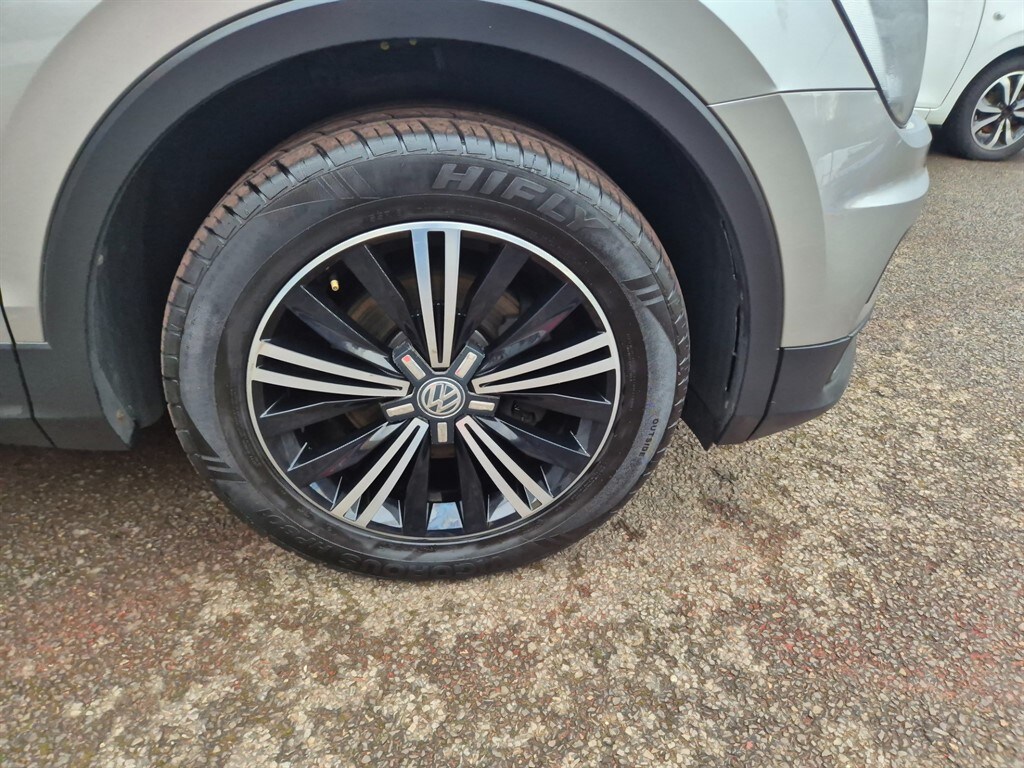 Used Volkswagen Tiguan 2016 for sale - 77367333: Photo 9