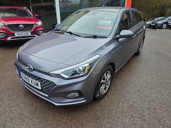 Used Hyundai i20 2019 for sale - 78042391: Photo