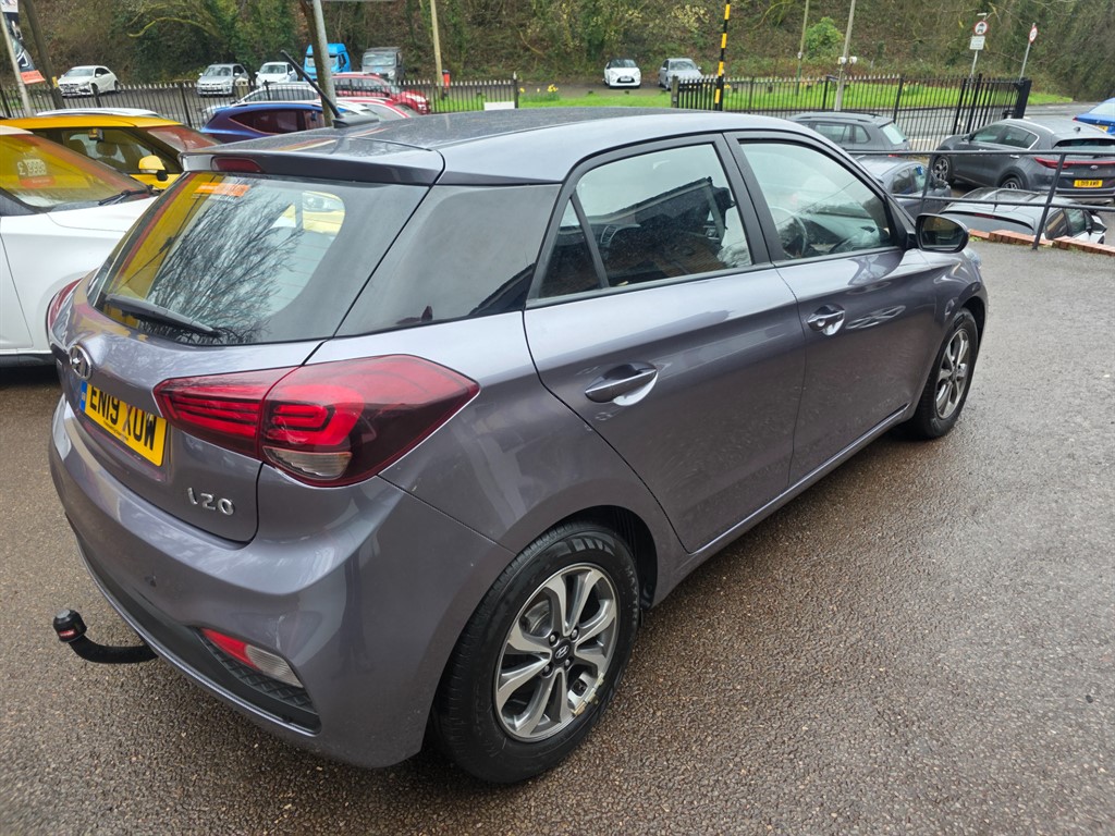 Used Hyundai i20 2019 for sale - 78042391: Photo 5