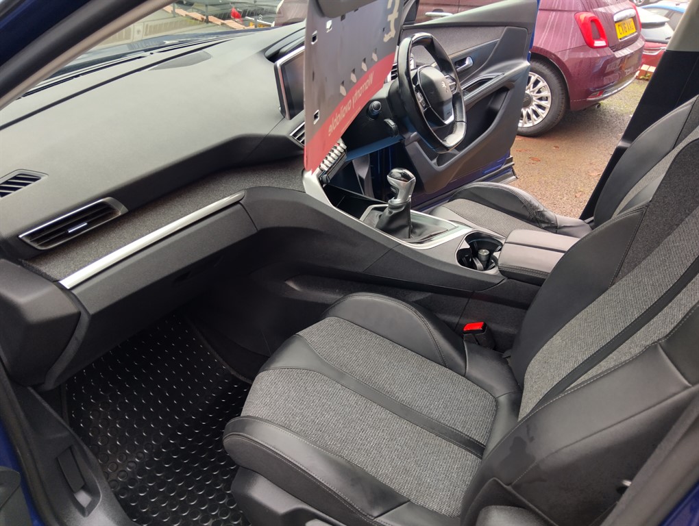 Used Peugeot 3008 2018 for sale - 77336122: Photo 11