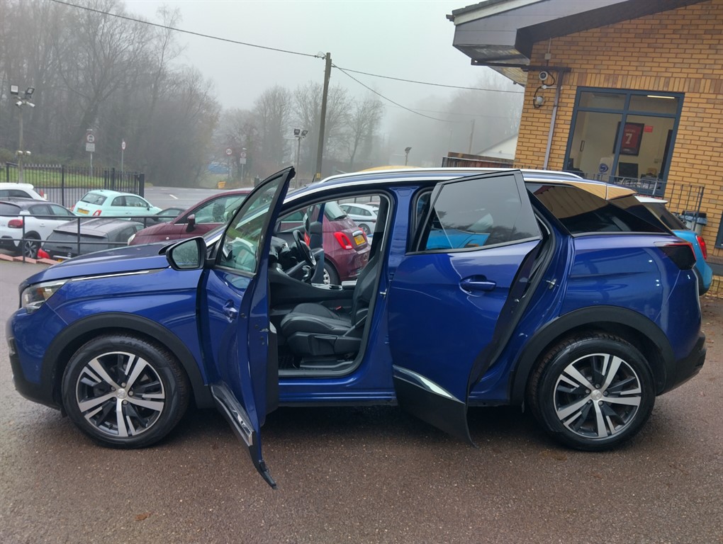 Used Peugeot 3008 2018 for sale - 77336122: Photo 12