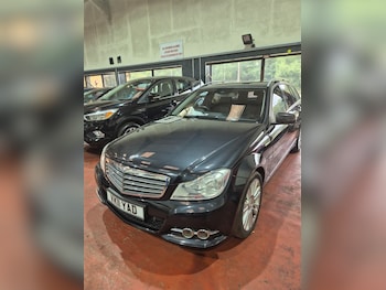 Used Mercedes-Benz C-Class 2011 for sale - 75584473: Photo