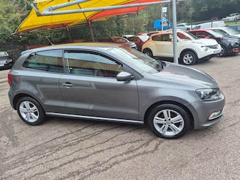 Used Volkswagen Polo 2017 for sale - 77336187: Photo