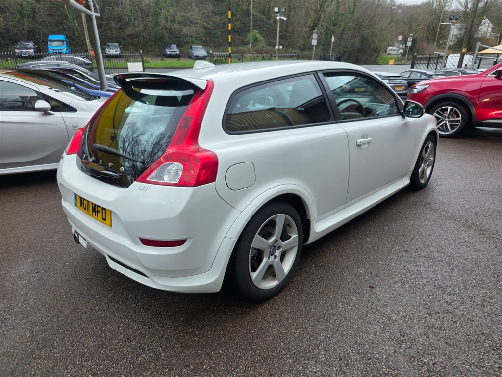 Used Volvo C30 2011 for sale - 77877928: Photo 2