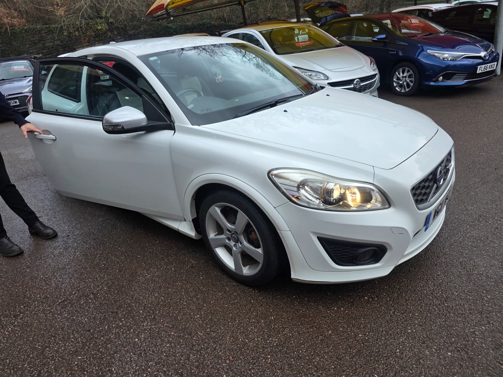 Used Volvo C30 2011 for sale - 77877928: Photo 4