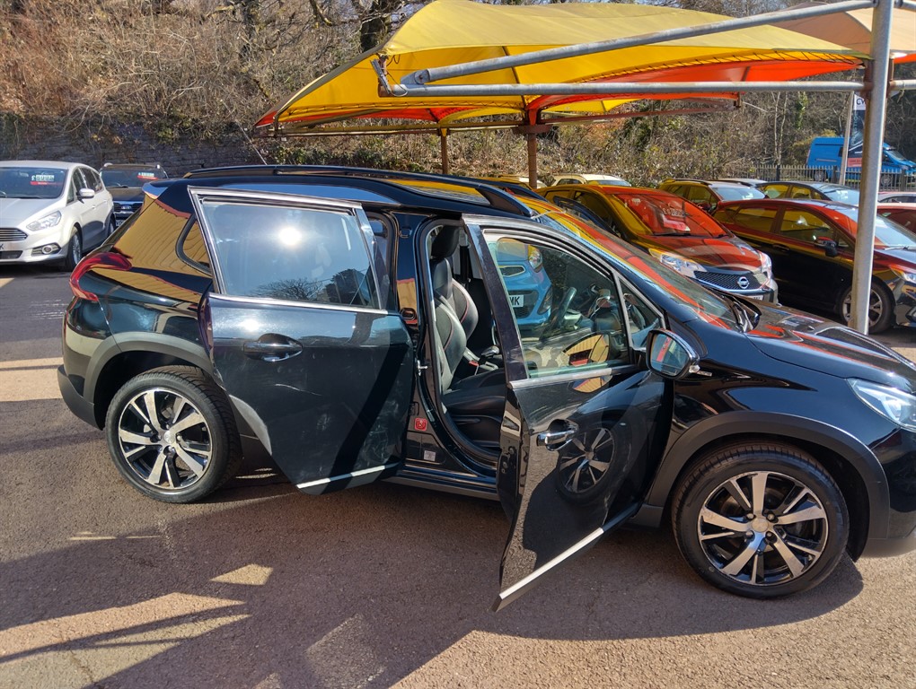 Used Peugeot 2008 2017 for sale - 77336181: Photo 12