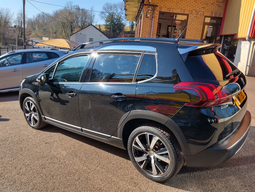 Used Peugeot 2008 2017 for sale - 77336181: Photo 6