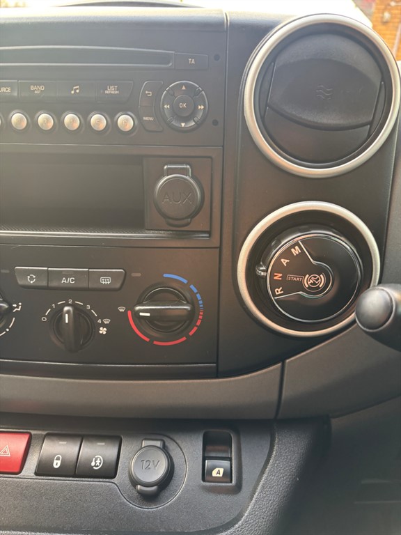 Used Peugeot Partner 2016 for sale - 76717664: Photo 17